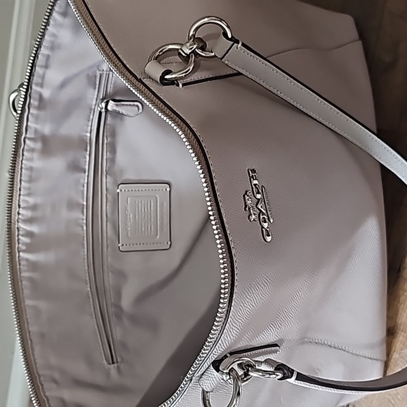 Coach Large Tan Handbag - Picture 16 of 16